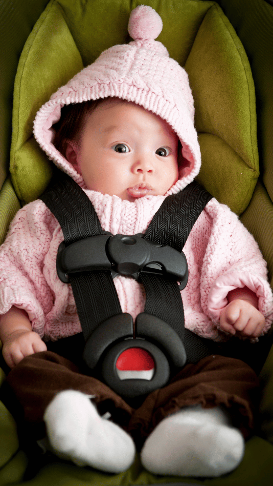 Baby_in_Autoschale.png